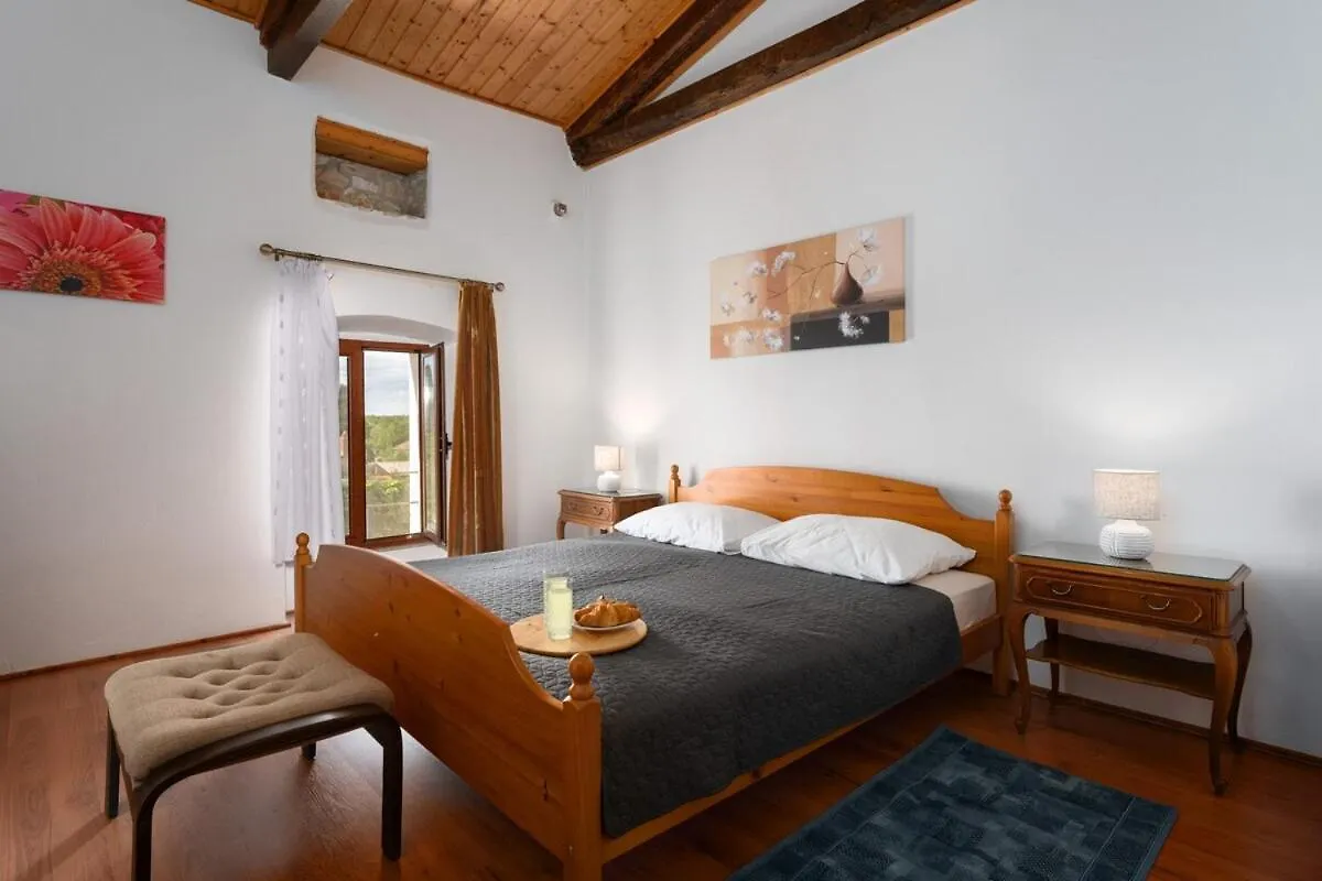 Villa Dragica Divšići