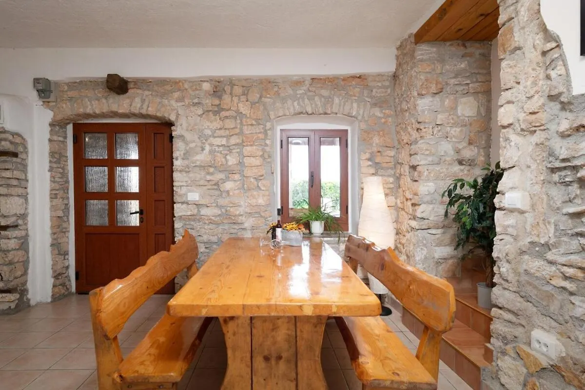 Villa Dragica Divšići