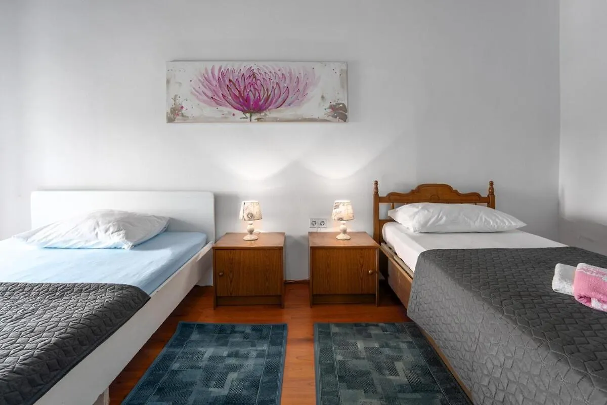 Villa Dragica Divšići
