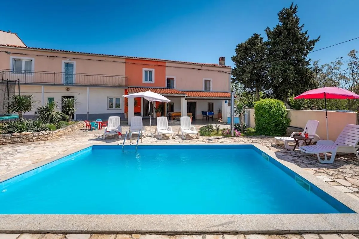 Villa Dragica Divšići
